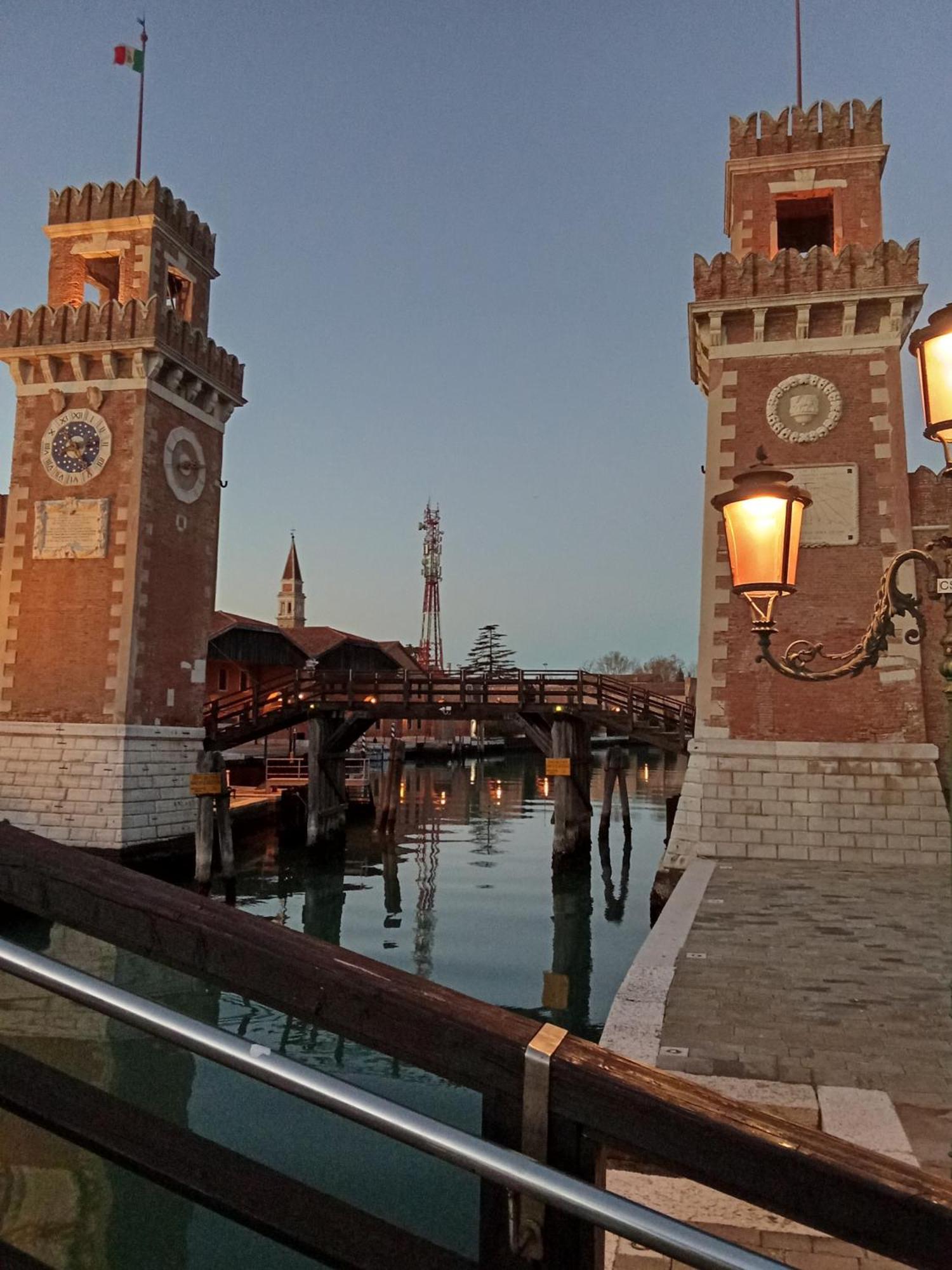 La Bella Venezia - Entire Private Apartment Exterior photo